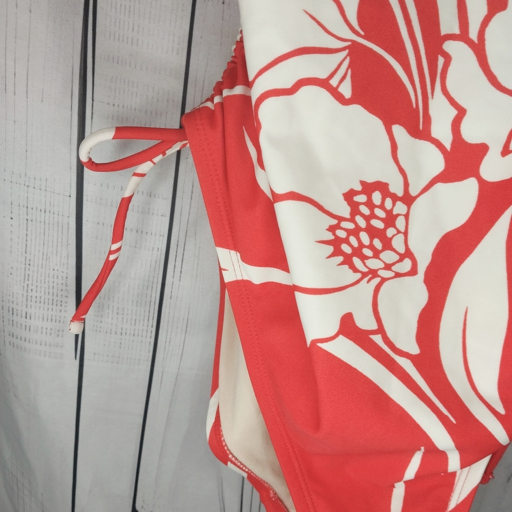 Kona Sol Cinched Sides One Piece Modest Tropical Floral Print Swimsuit - Picture 4 of 9